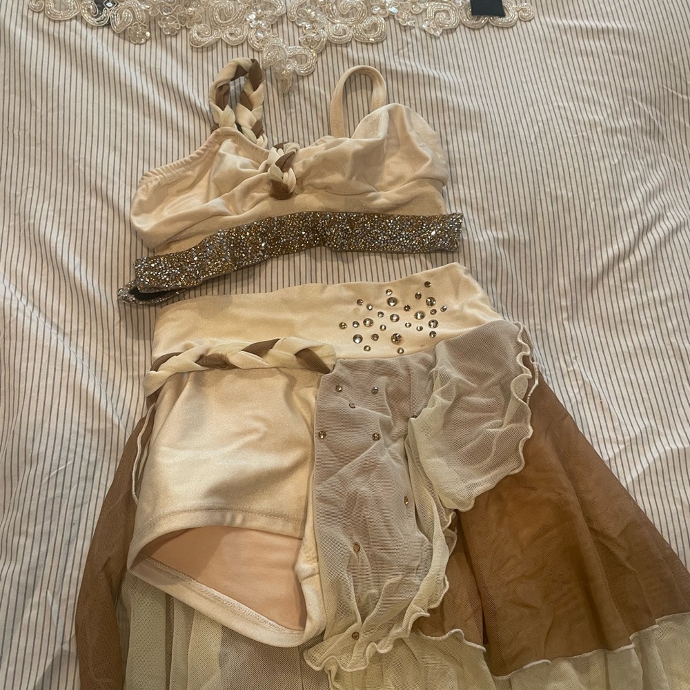 Child medium three-piece costume
